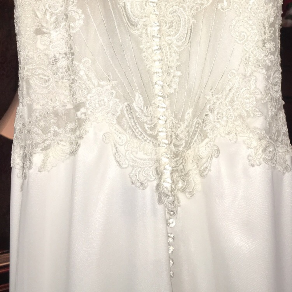 Star- Wedding Dress- Style: 110432 - Picture 4 of 8